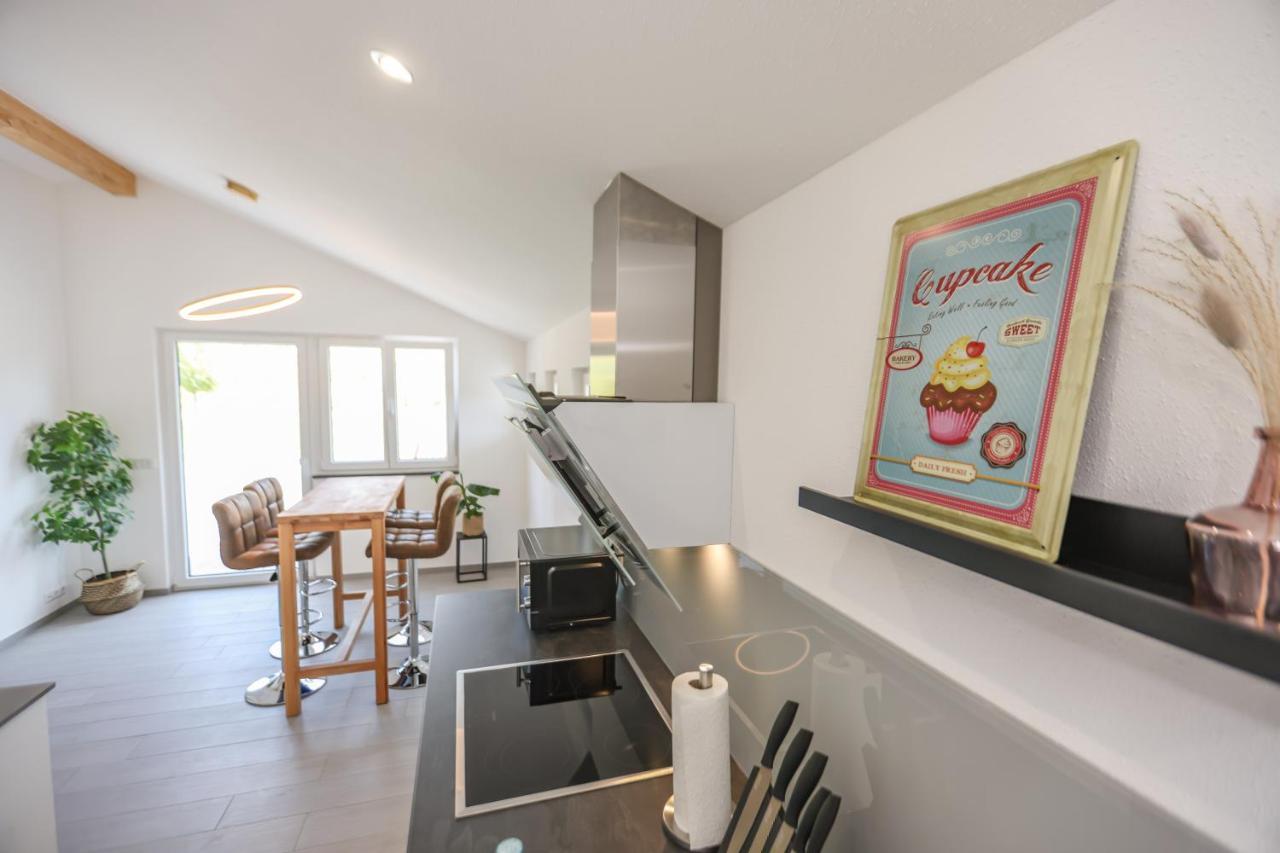 Penthouse-wohnung I 100 Qm I Blick Auf Weinreben I Nespresso I Emma Matratzen